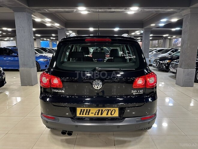 Volkswagen Tiguan-5