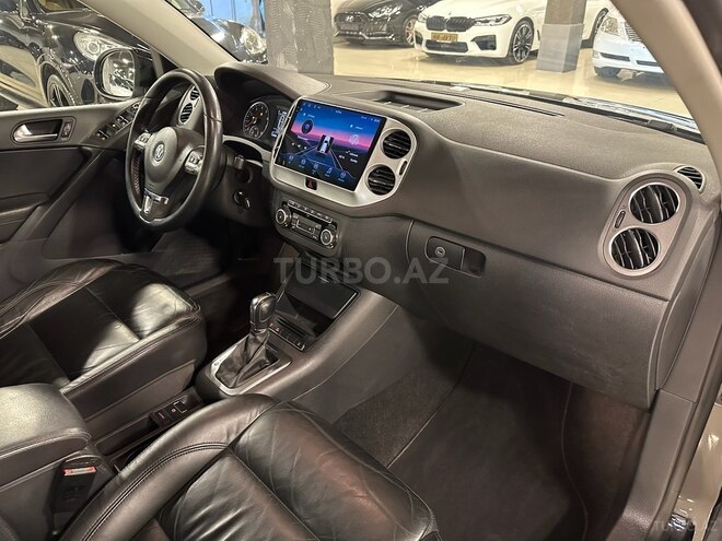 Volkswagen Tiguan-12