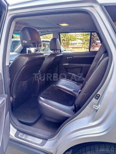 Hyundai Santa Fe-4