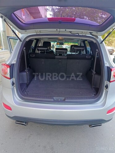 Hyundai Santa Fe-12