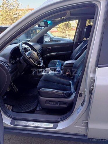 Hyundai Santa Fe-3