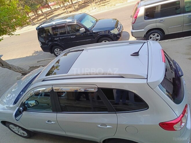 Hyundai Santa Fe-5