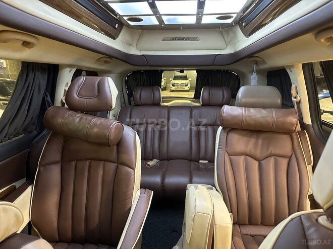 Kia Carnival-13