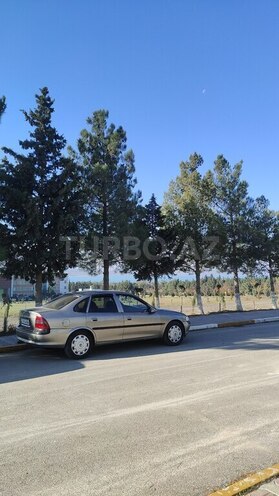 Opel Vectra 1996, 400,000 km - 2.0 l - Bakı
