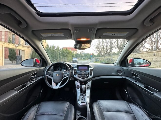 Chevrolet Cruze-17