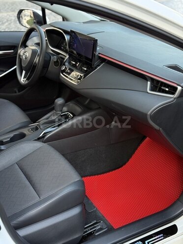 Toyota  2023, 16,000 km - 1.8 l - Bakı