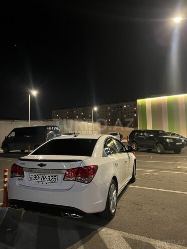 Chevrolet Cruze-2