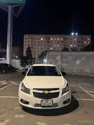 Chevrolet Cruze-1