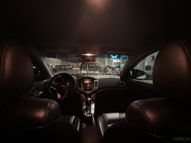 Chevrolet Cruze-4
