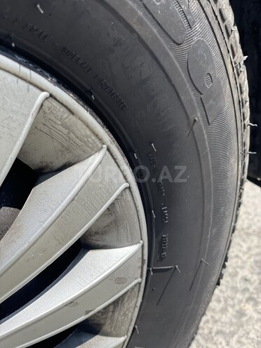 Toyota Vitz 2002, 200,000 km - 1.3 l - Bakı