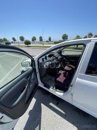 Toyota Vitz 2002, 200,000 km - 1.3 l - Bakı