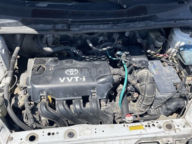Toyota Vitz 2002, 200,000 km - 1.3 l - Bakı