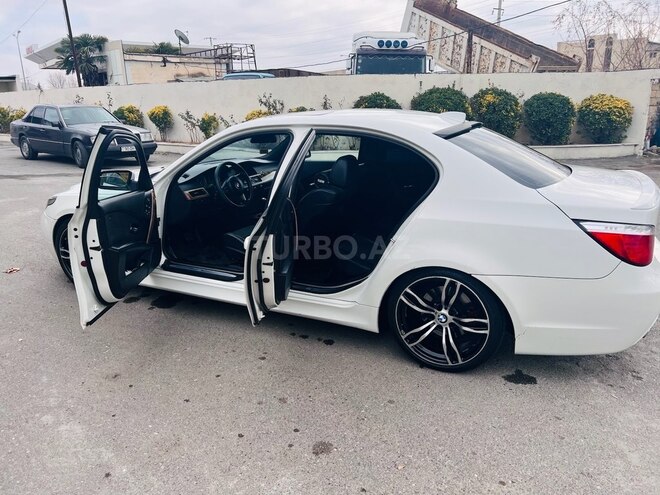 BMW 525 2006, 295,000 km - 2.5 l - Yevlax