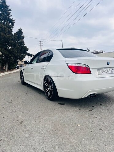 BMW 525 2006, 295,000 km - 2.5 l - Yevlax