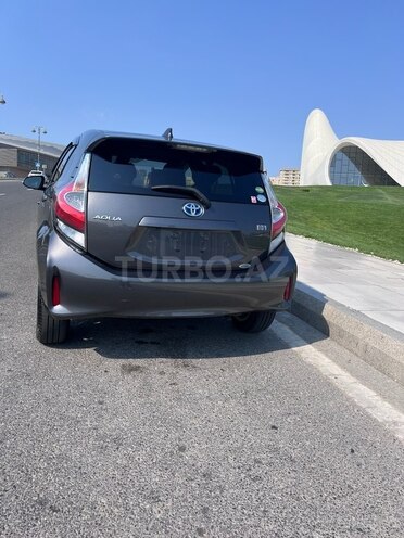 Toyota Aqua 2017, 167,500 km - 1.5 l - Bakı