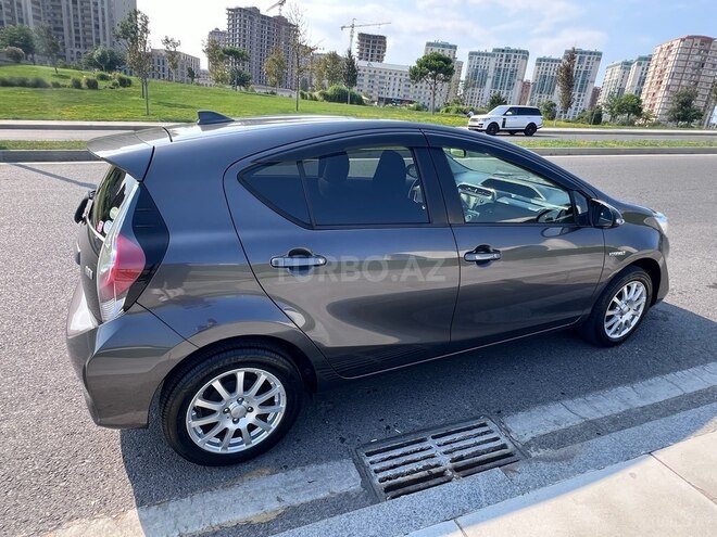 Toyota Aqua 2017, 167,500 km - 1.5 l - Bakı