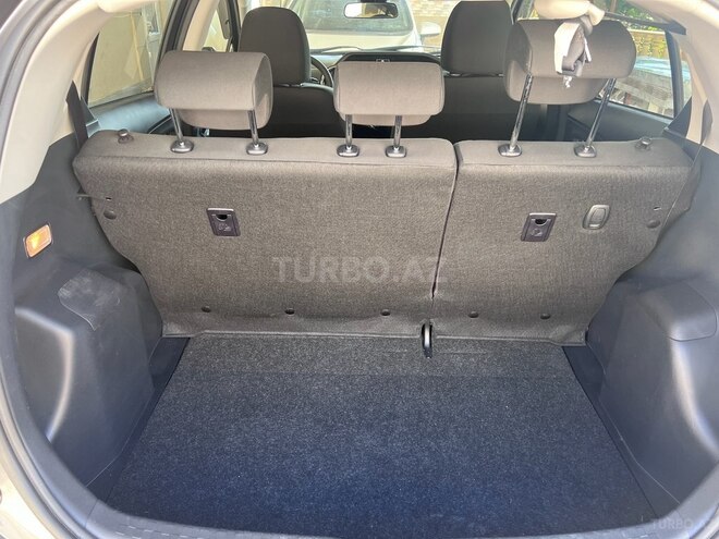 Toyota Aqua 2017, 167,500 km - 1.5 l - Bakı