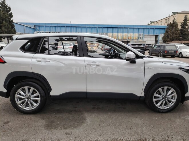 Toyota Corolla Cross-3