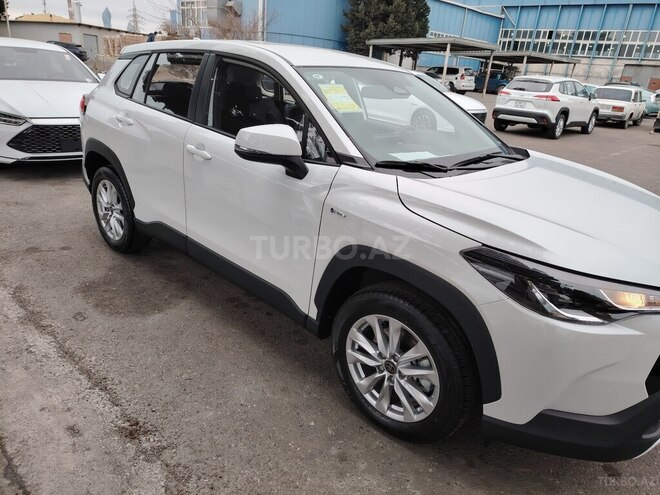Toyota Corolla Cross-2