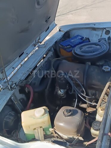 LADA (VAZ) 2107 2002, 86,786 km - 1.6 l - Salyan
