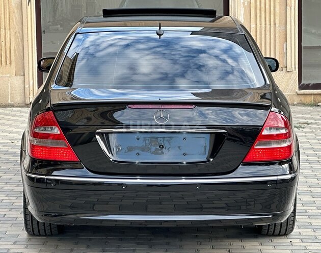 Mercedes E 240 2007, 288,000 km - 2.6 l - Bakı