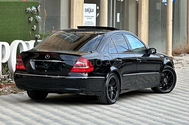 Mercedes E 240 2007, 288,000 km - 2.6 l - Bakı
