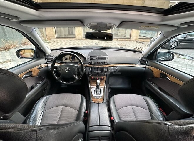 Mercedes E 240 2007, 288,000 km - 2.6 l - Bakı