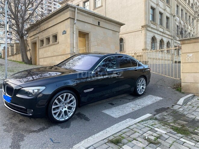 BMW 740 2009, 296,000 km - 3.0 l - Bakı
