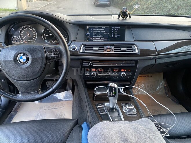BMW 740 2009, 296,000 km - 3.0 l - Bakı
