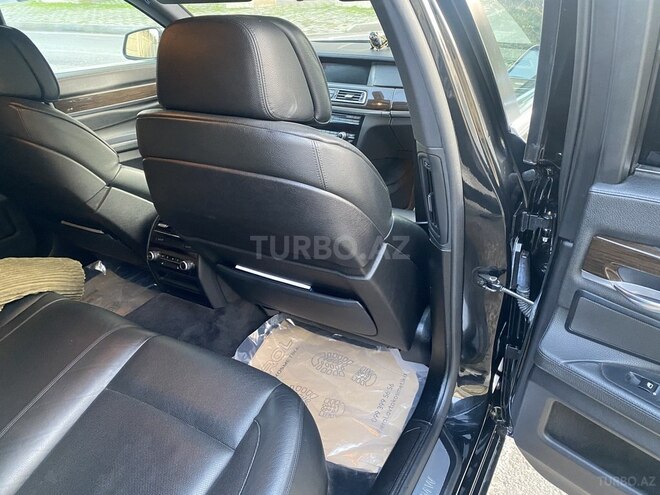 BMW 740 2009, 296,000 km - 3.0 l - Bakı