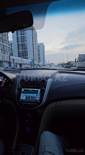 Hyundai Accent 2013, 168,000 km - 1.6 l - Bakı