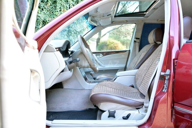 Mercedes E 270 2000, 284,000 km - 2.7 л - Ağstafa