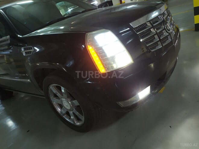 Cadillac Escalade 2008, 214,043 km - 6.2 l - Bakı