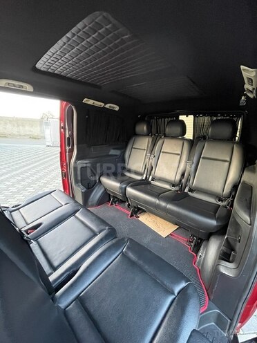 Mercedes Viano-8