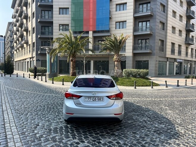 Hyundai Elantra 2015, 164,333 km - 1.8 l - Bakı