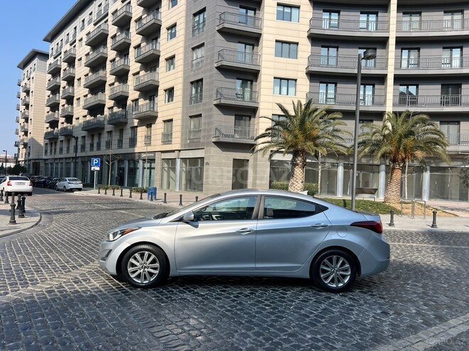 Hyundai Elantra 2015, 164,333 km - 1.8 l - Bakı