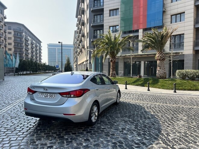Hyundai Elantra 2015, 164,333 km - 1.8 l - Bakı