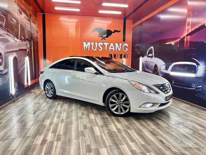 Hyundai Sonata-4