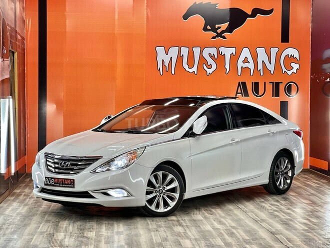 Hyundai Sonata-1