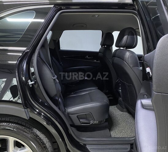 Kia Sorento-17