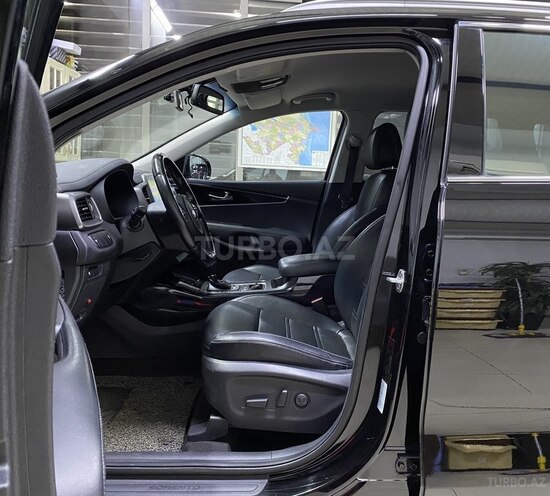 Kia Sorento-15