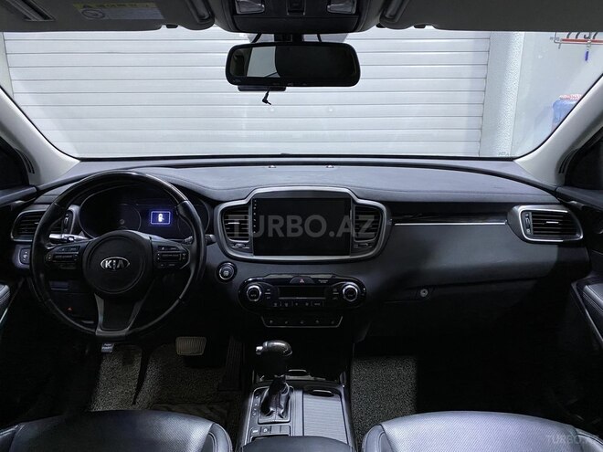 Kia Sorento-14