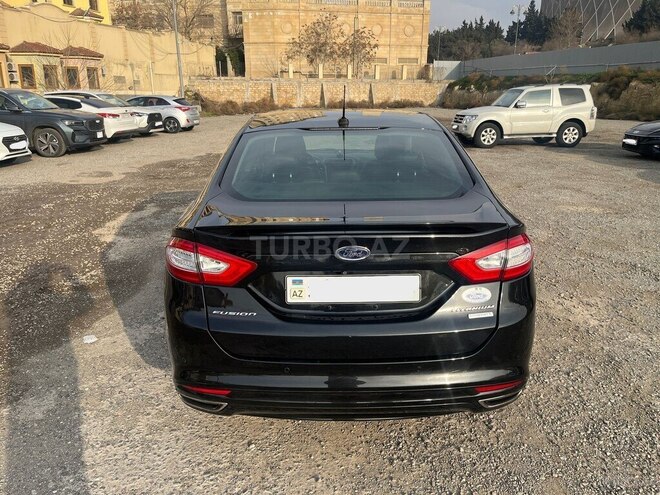 Ford Fusion (North America) 2015, 242,000 km - 2.0 л - Bakı