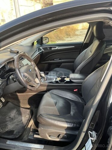 Ford Fusion (North America) 2015, 242,000 km - 2.0 л - Bakı