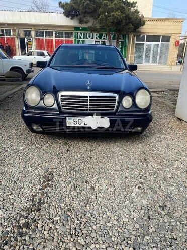 Mercedes E 230 1996, 310,000 km - 2.3 l - Cəlilabad