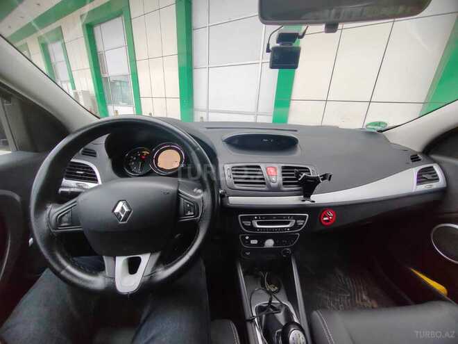 Renault Megane-5