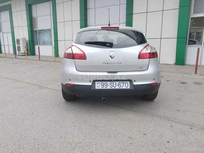 Renault Megane-2