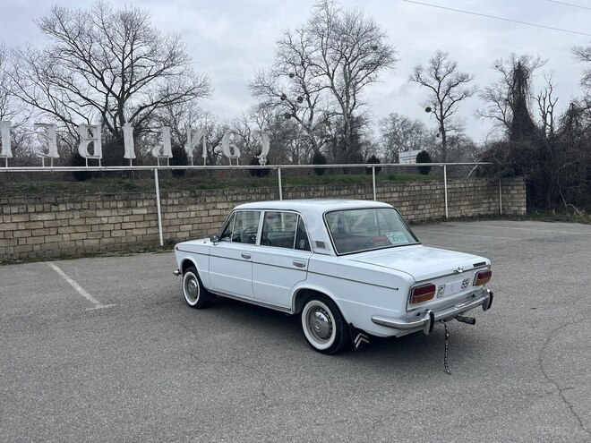 LADA (VAZ) 2103-7