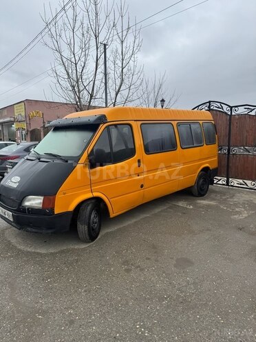 Ford Transit 1992, 356,000 km - 2.5 l - Qusar