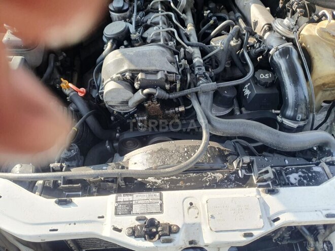 Mercedes E 220 d 2002, 240,000 km - 2.2 l - Bakı